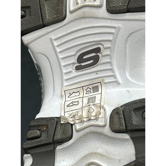 Skechers Womens DLites Gray Sneakers Size 8 Memory Foam Air-Cooled - Picture 9 of 10